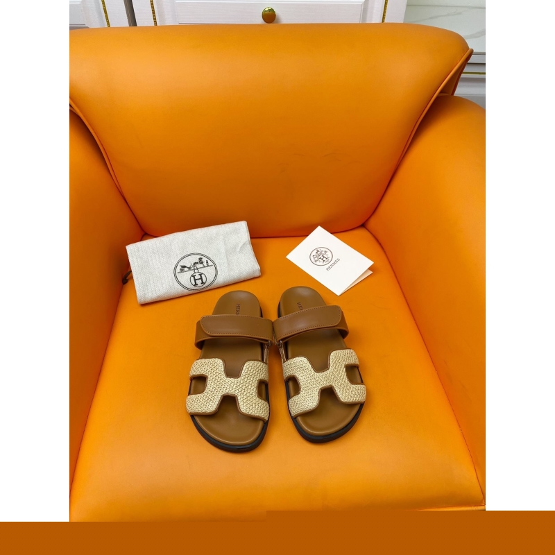 H**mes slippers